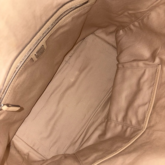 MCM Klara Hobo Bag in New Beige Embossed Calfskin Leather EUC - Picture 11 of 13